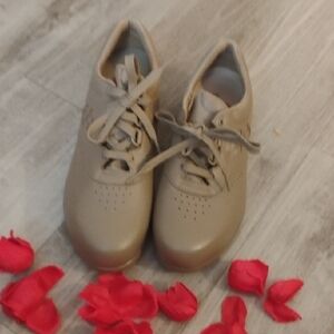 SAS Women's Walking Shoes In Beige